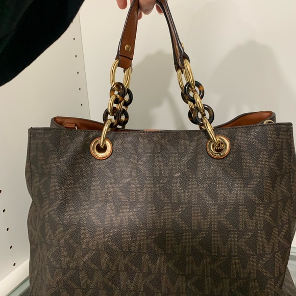 Michael Kor Vintage 2013 Satchel Purse with matching wallet. - Picture 2 of 8